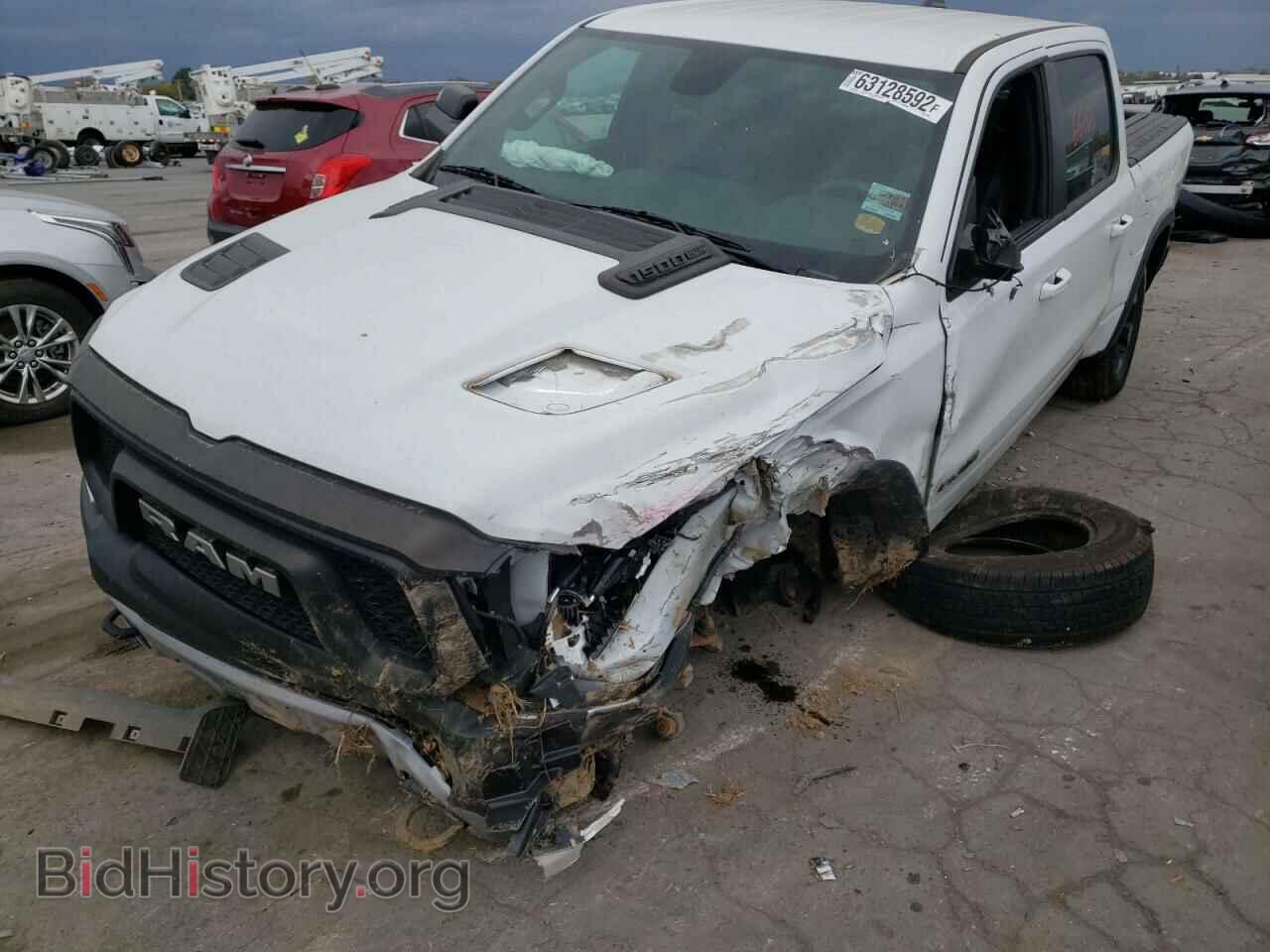 2019 RAM 1500 - VIN: 1C6SRFLT3KN713057 - Фото 2