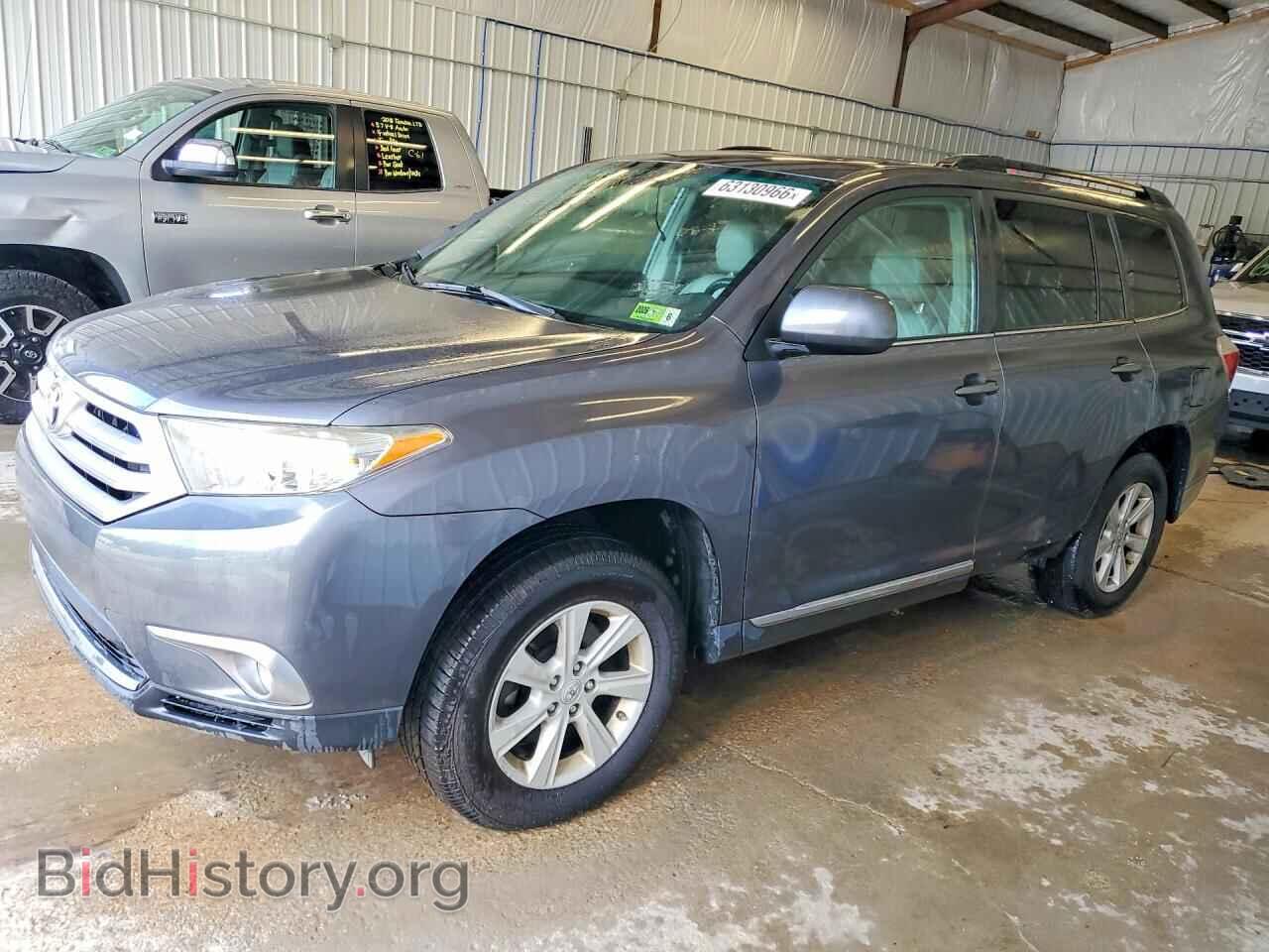 Фотография 5TDBK3EH2BS041877 - TOYOTA HIGHLANDER 2011