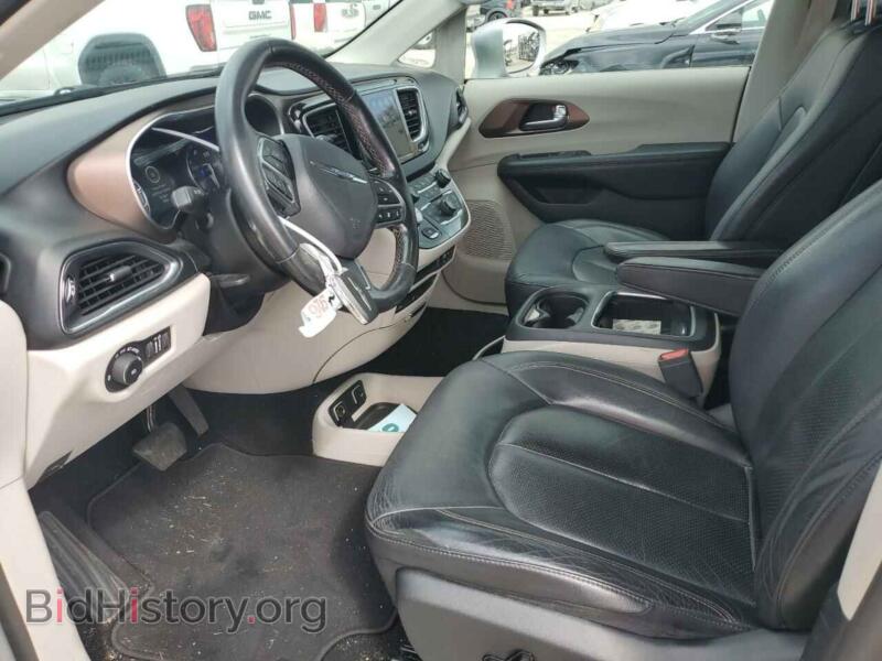2019 Chrysler PACIFICA (VIN 2C4RC1EG2KR551033) — photo 7 of 12
