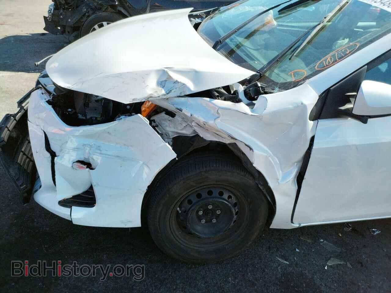 2017 TOYOTA COROLLA - VIN: 5YFBPRHEXHP597815 - Фото 9