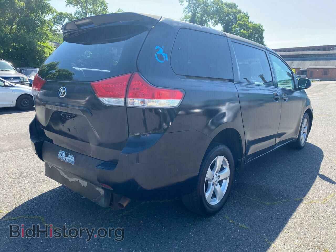 2013 TOYOTA All Models - VIN: 5TDZK3DC8DS370025 - Фото 4