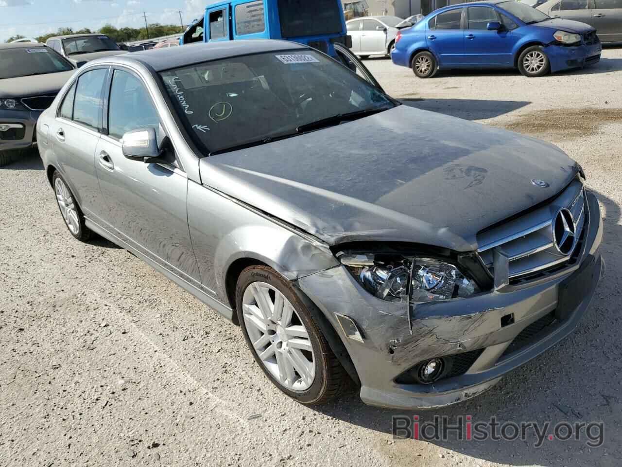 Photo WDDGF54X69R067878 - MERCEDES-BENZ C-CLASS 2009