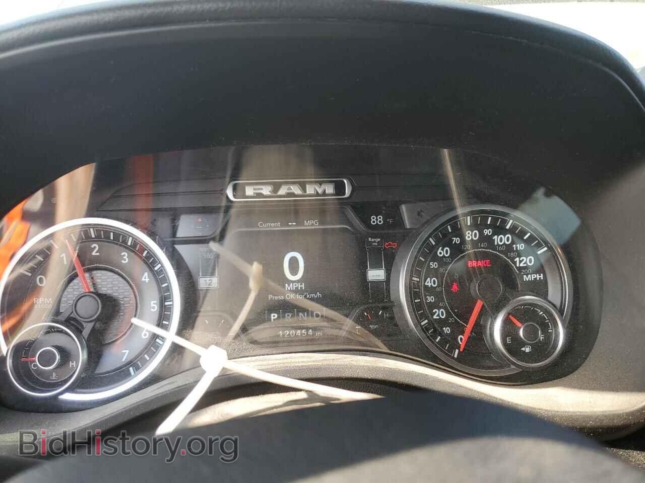 2019 RAM 1500 - VIN: 1C6SRFFTXKN669229 - Фото 9