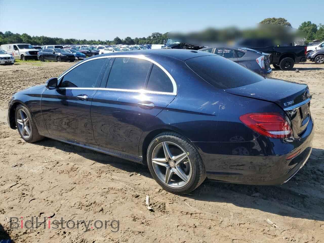2017 MERCEDES-BENZ E-CLASS - VIN: WDDZF4KB7HA026067 - Фото 2