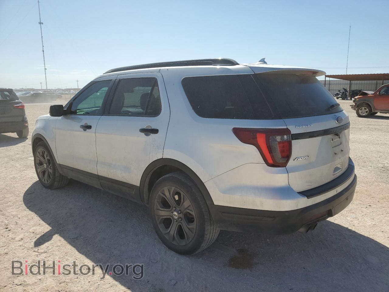 2018 FORD EXPLORER - VIN: 1FM5K8GTXJGB77934 - Photo 2