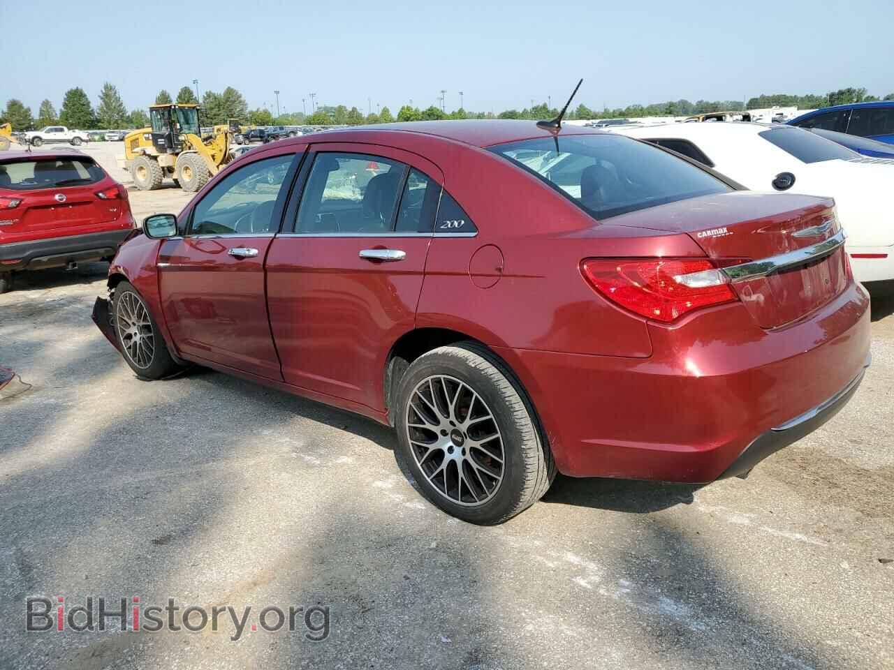 2013 CHRYSLER 200 - VIN: 1C3CCBCG8DN524048 - Photo 2