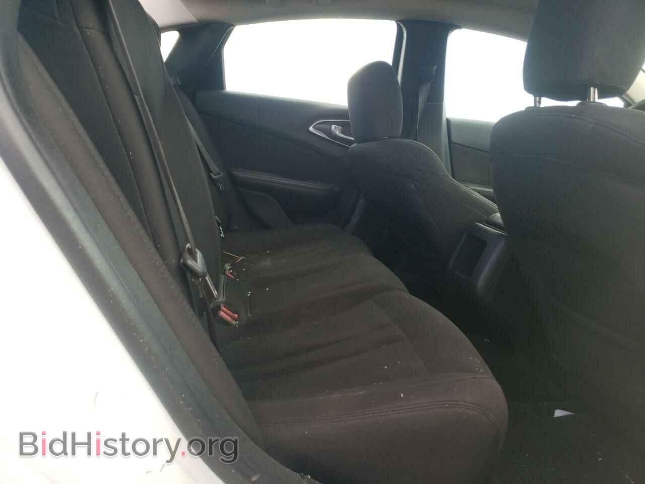 2015 CHRYSLER 200 - VIN: 1C3CCCAB5FN723509 - Фото 10