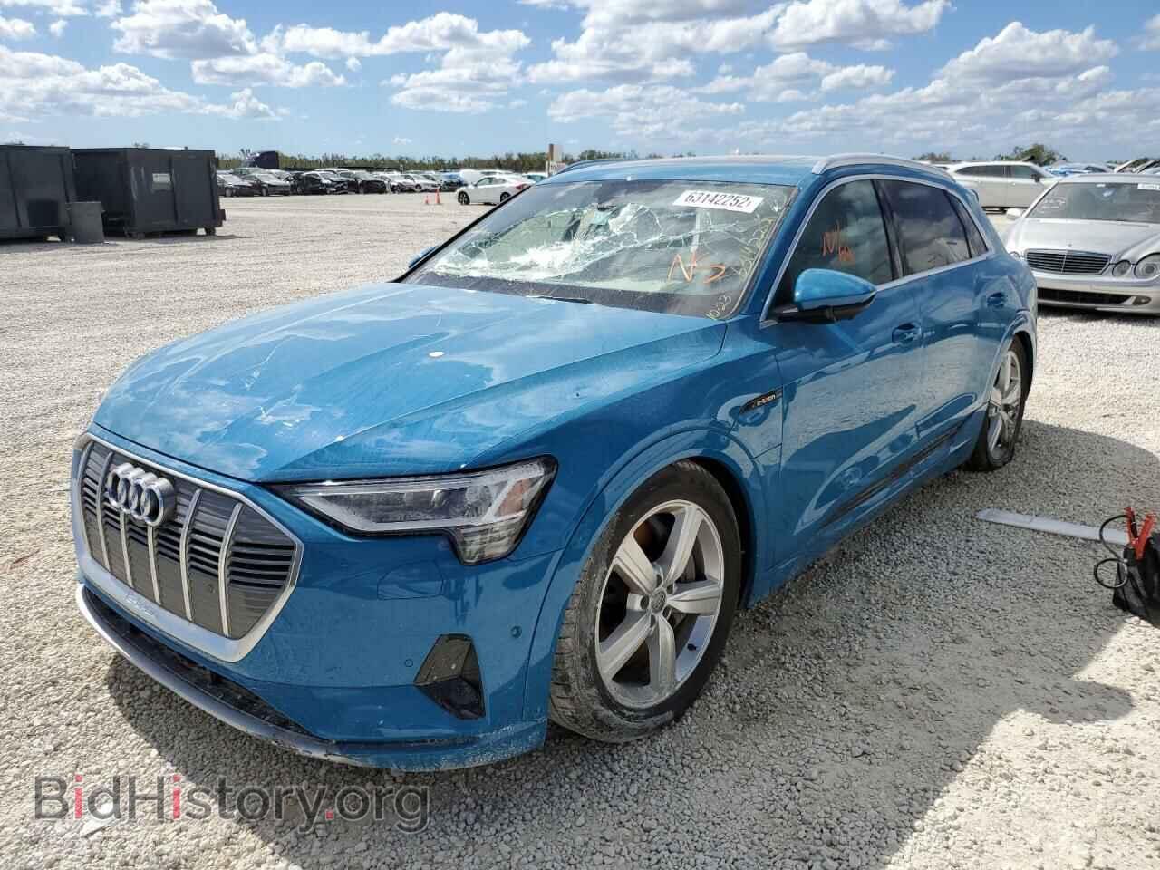 2019 AUDI E-TRON - VIN: WA1LAAGE0KB013270 - Фото 2