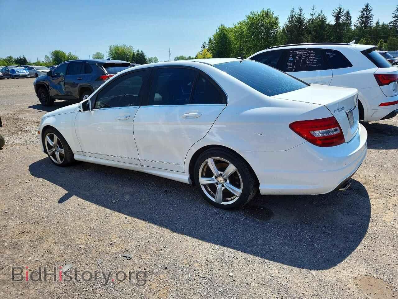 2013 MERCEDES-BENZ C-CLASS - VIN: WDDGF8AB4DA788198 - Фото 2