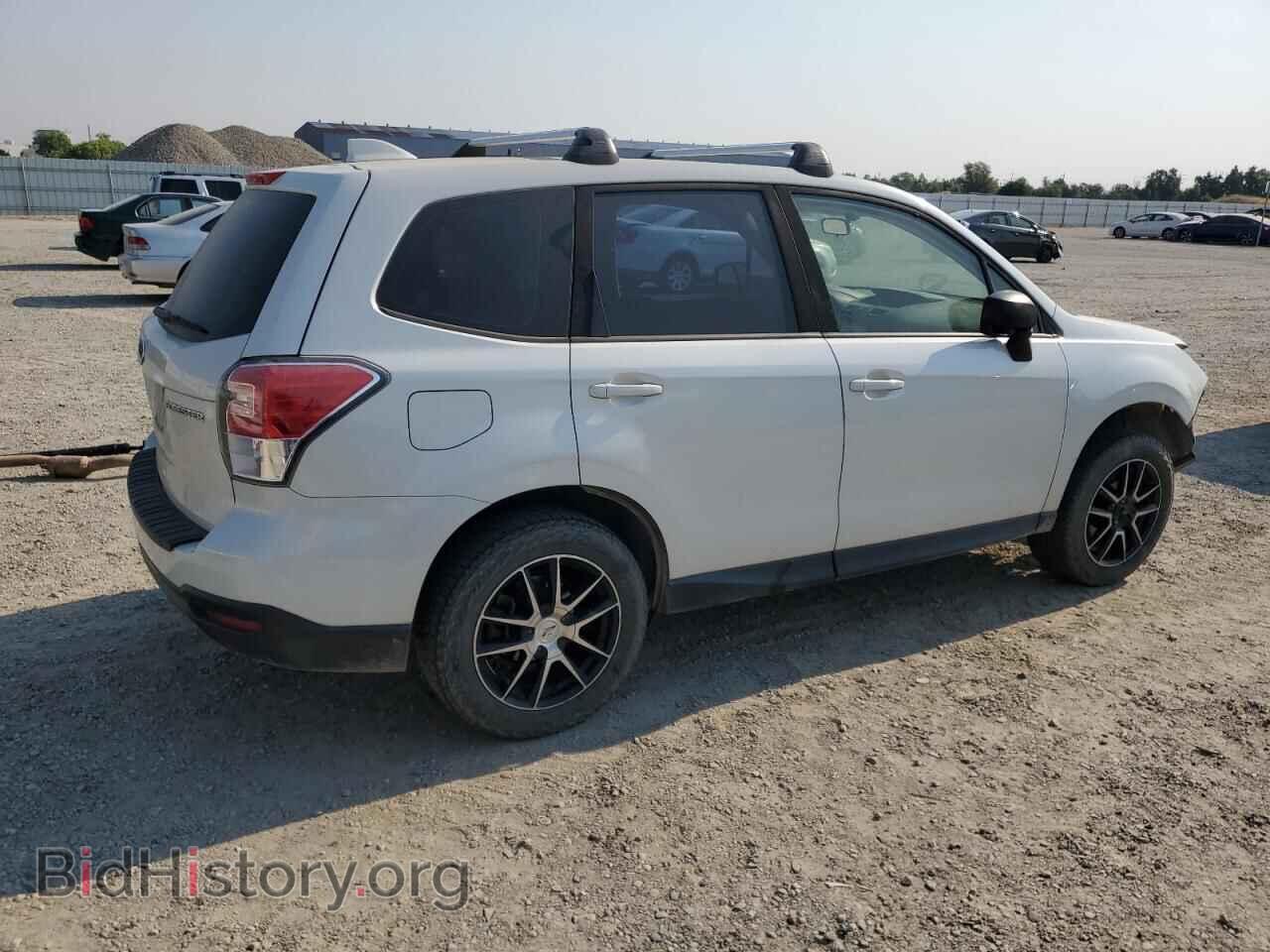 2018 SUBARU FORESTER - VIN: JF2SJAAC3JG435710 - Фото 3