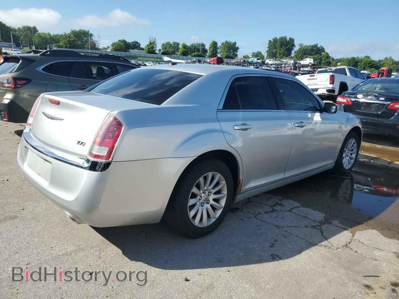 2012 CHRYSLER 300 - VIN: 2C3CCAAG2CH217009 - Фото 3