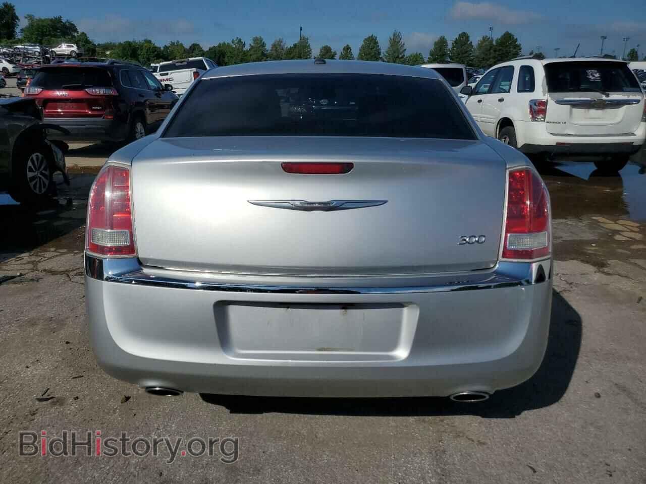 2012 CHRYSLER 300 - VIN: 2C3CCAAG2CH217009 - Фото 6