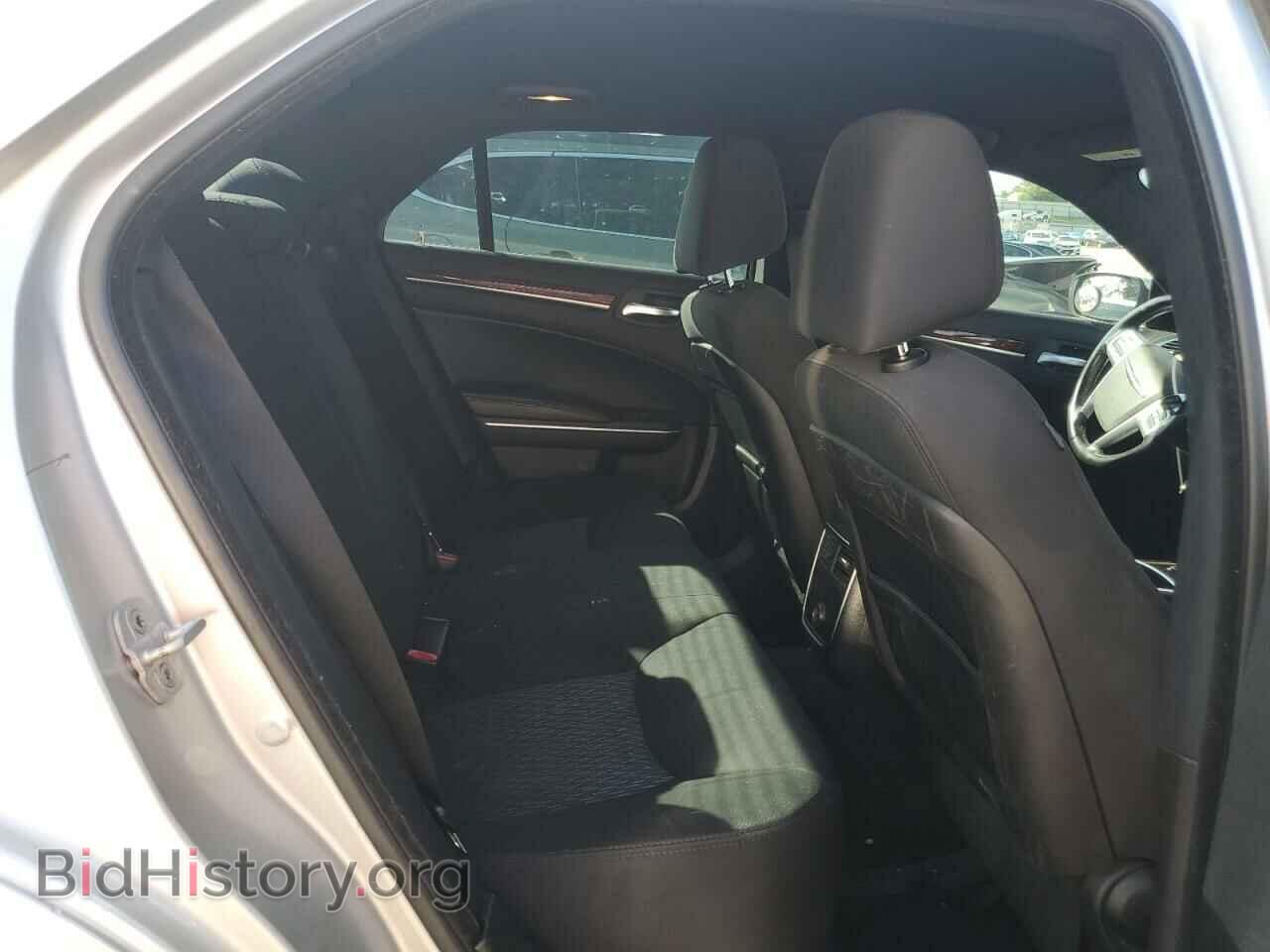 2012 CHRYSLER 300 - VIN: 2C3CCAAG2CH217009 - Фото 10