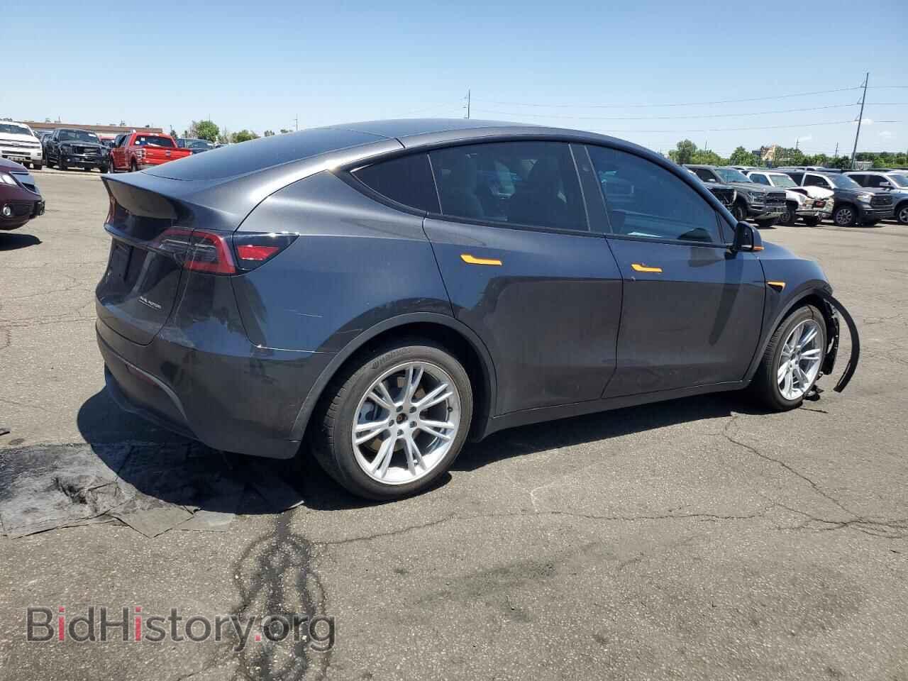 2024 TESLA MODEL Y - VIN: 7SAYGDEE2RF059384 - Фото 3