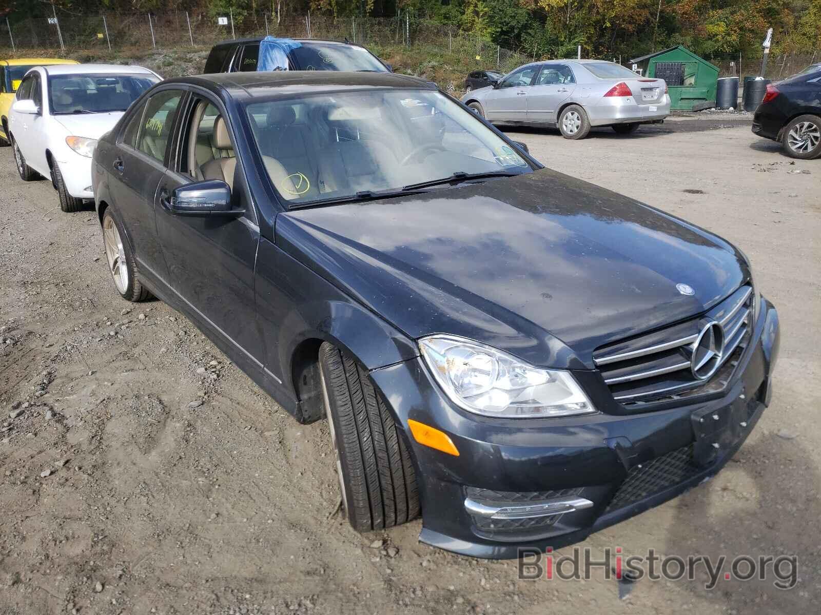 Photo WDDGF8AB9EA935116 - MERCEDES-BENZ C-CLASS 2014