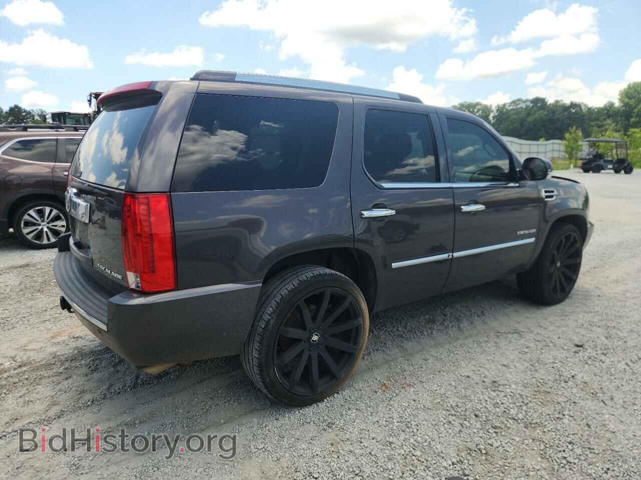 2011 CADILLAC ESCALADE - VIN: 1GYS3AEF2BR266681 - Фото 3