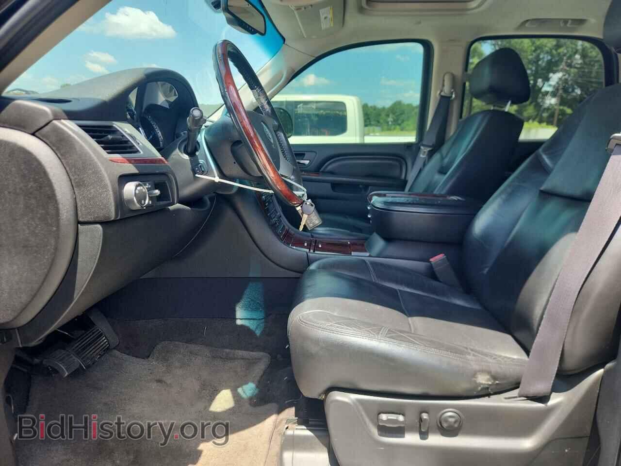 2011 CADILLAC ESCALADE - VIN: 1GYS3AEF2BR266681 - Фото 7