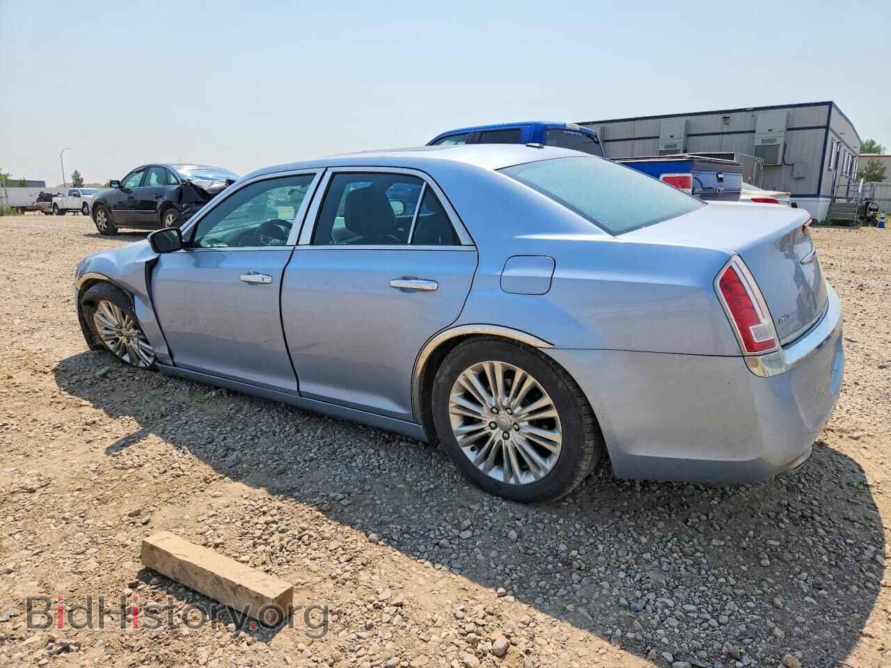 2012 CHRYSLER 300 - VIN: 2C3CCAKT3CH161741 - Photo 2
