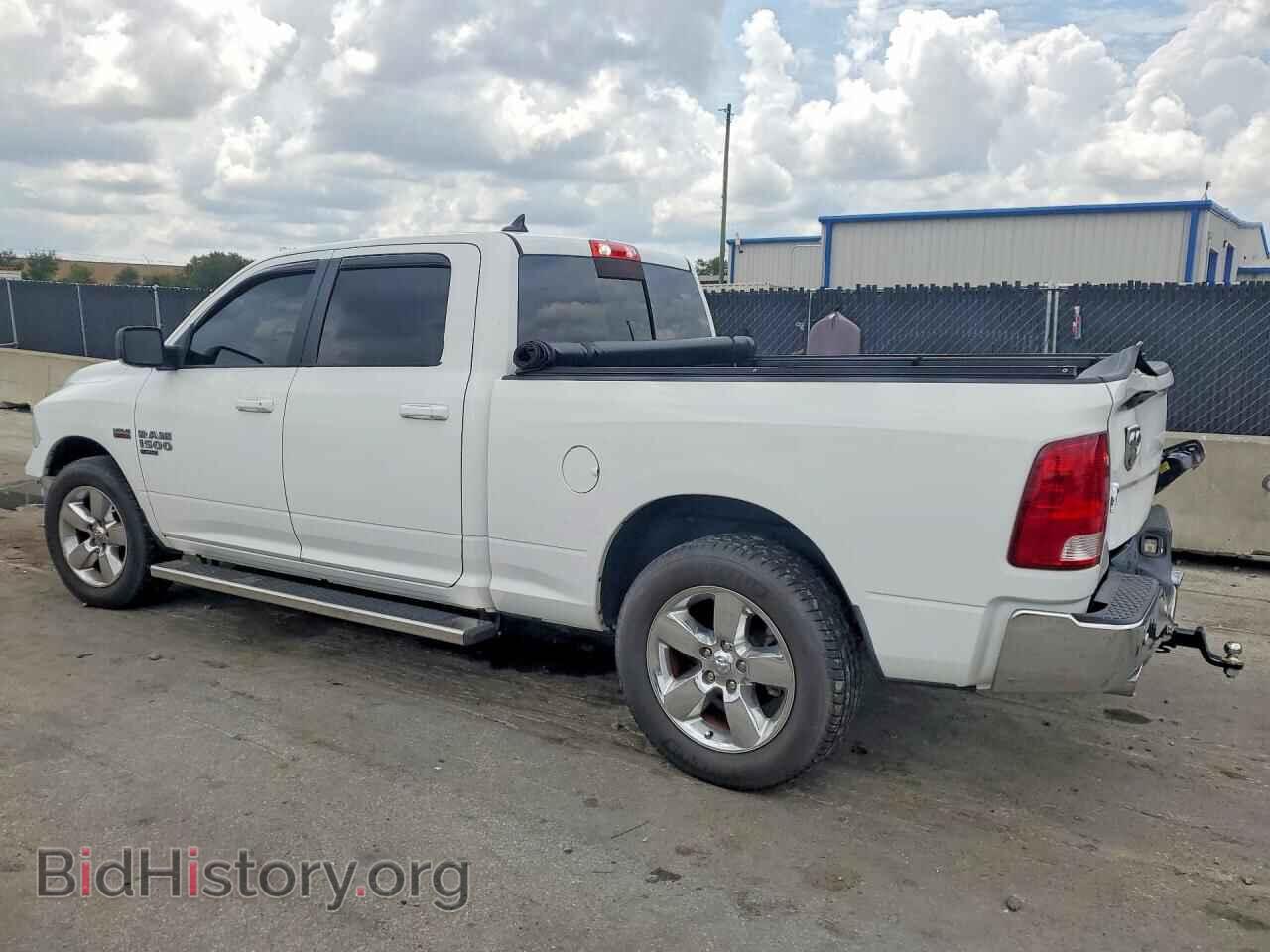 2019 RAM 1500 - VIN: 1C6RR6TT5KS689263 - Photo 2