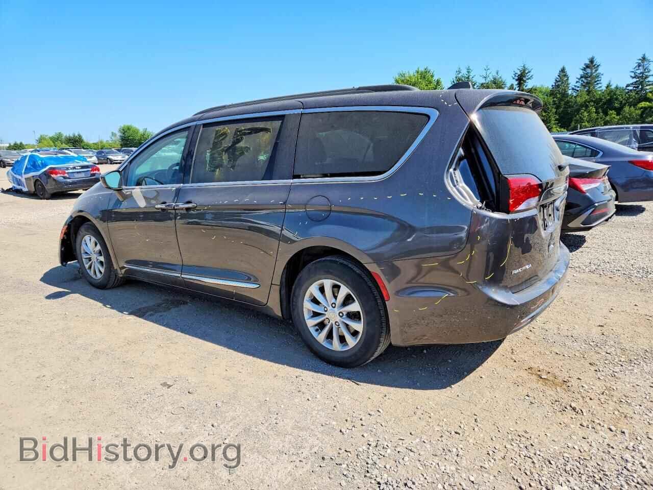 2017 CHRYSLER PACIFICA - VIN: 2C4RC1BG9HR628607 - Photo 2