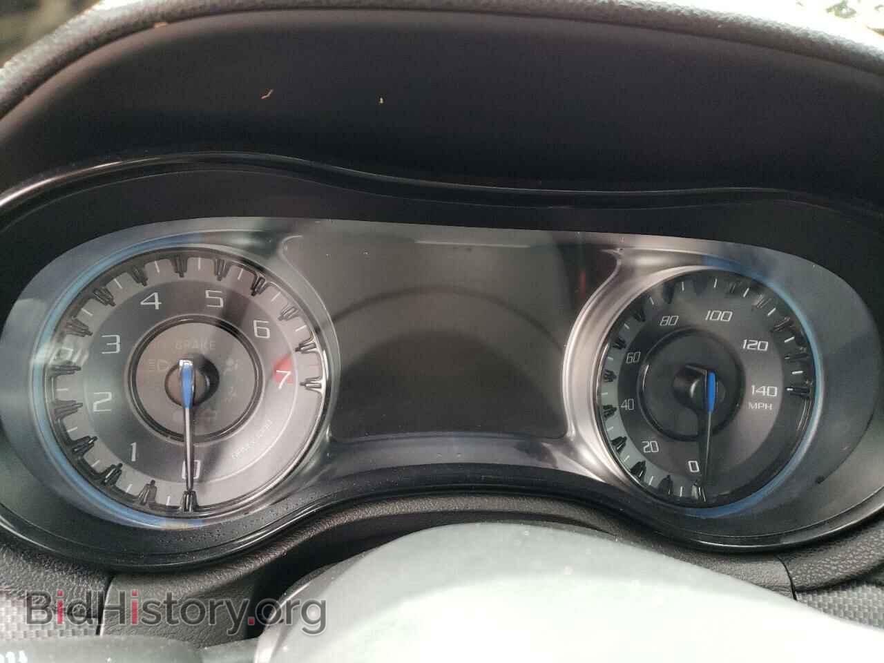2016 CHRYSLER 300 - VIN: 2C3CCAGGXGH209074 - Photo 8