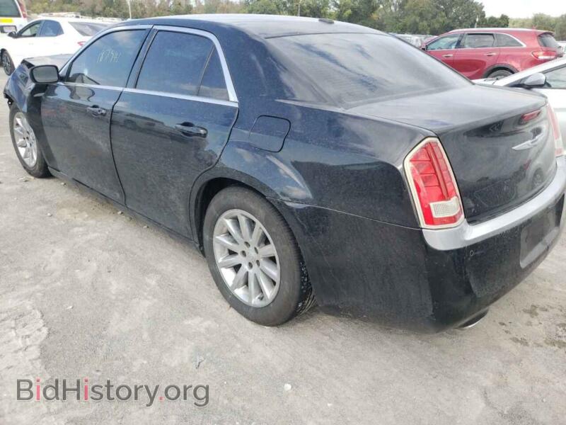 2013 Chrysler 300 (VIN 2C3CCAAG6DH519257) — photo 3 of 10