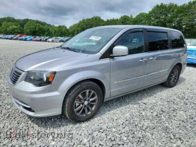 2016 Chrysler MINIVAN S, серебристый — VIN 2C4RC1HG0GR104297, Copart