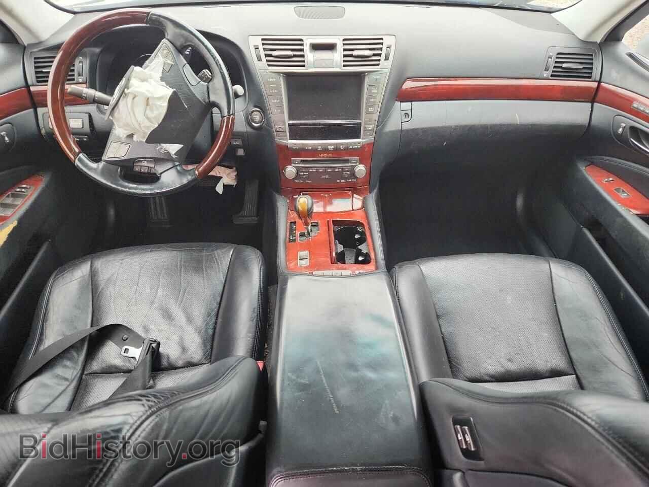 2011 LEXUS LS460 - VIN: JTHGL5EF0B5044343 - Photo 8