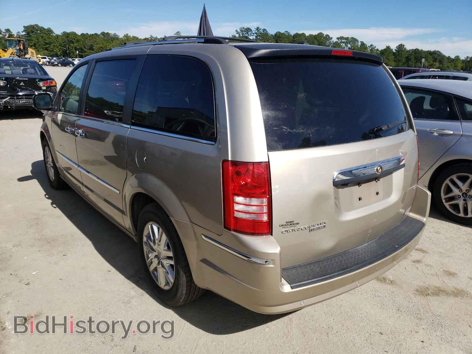 2008 CHRYSLER MINIVAN - VIN: 2A8HR64X28R686961 - Фото 3