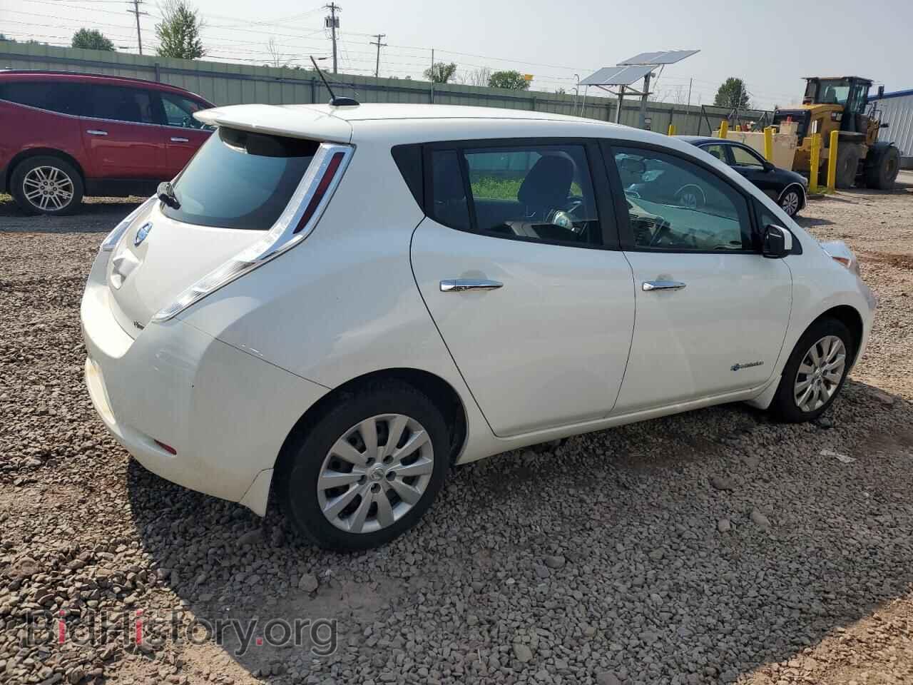 2015 NISSAN LEAF - VIN: 1N4AZ0CP3FC318310 - Фото 3