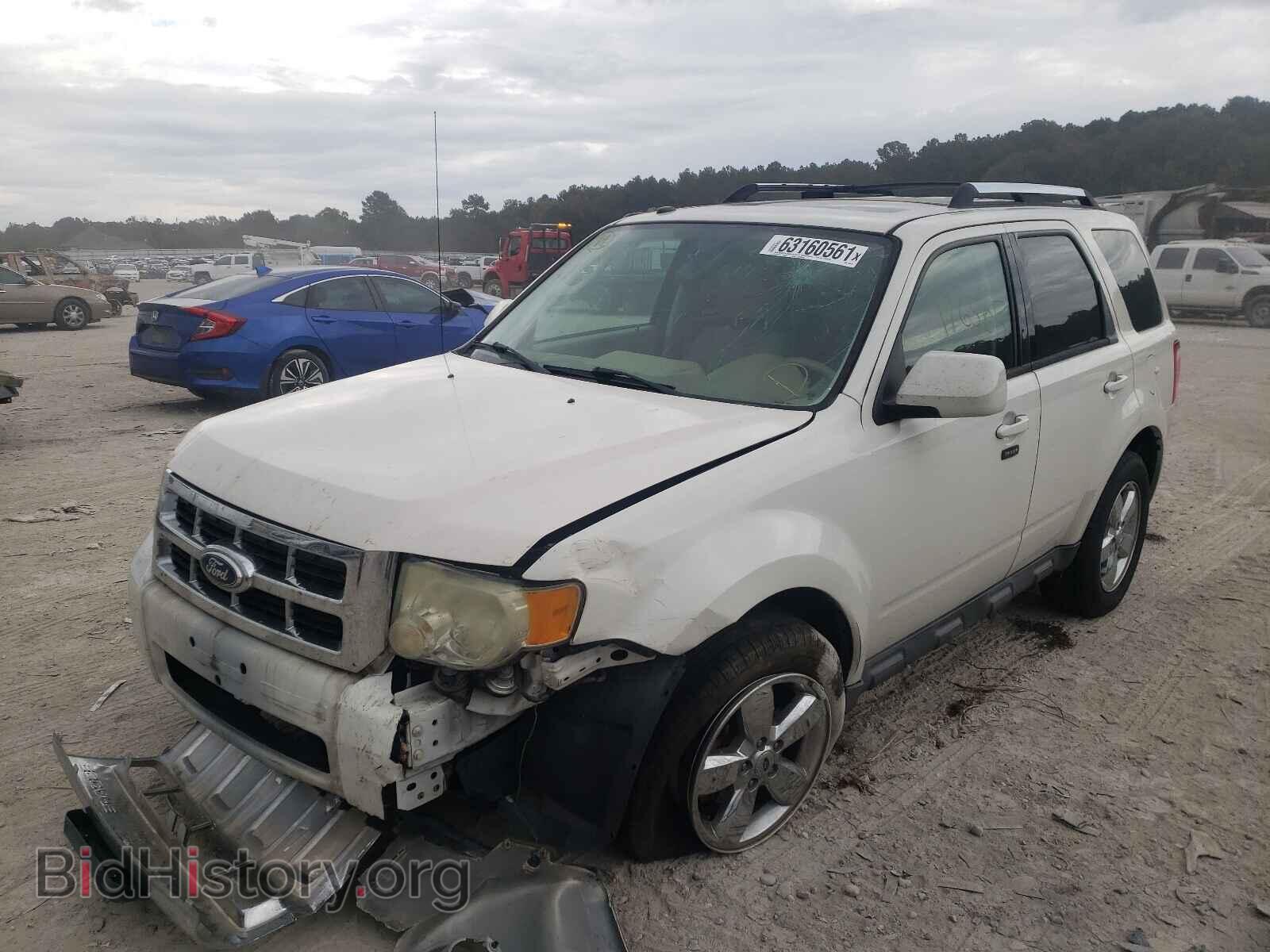 2011 FORD ESCAPE - VIN: 1FMCU0EG3BKA43645 - Фото 2