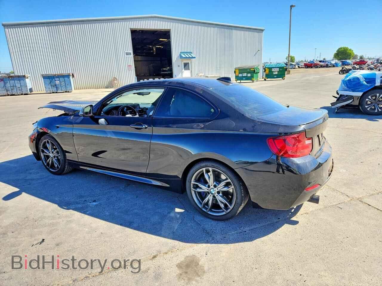 2015 BMW M2 - VIN: WBA1J7C50FV358872 - Photo 2