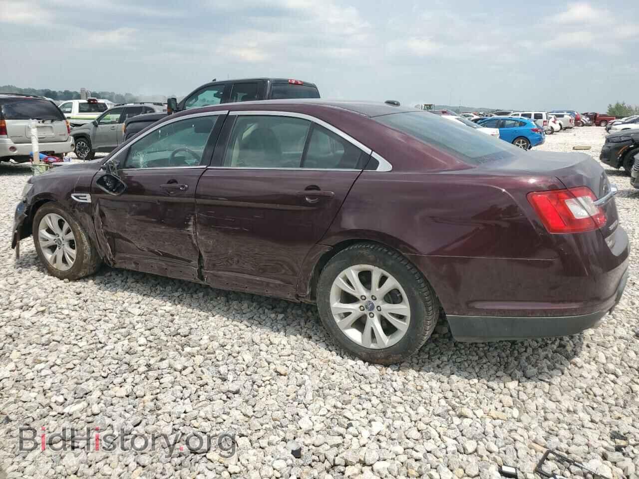 2011 FORD TAURUS - VIN: 1FAHP2EW6BG178714 - Фото 2