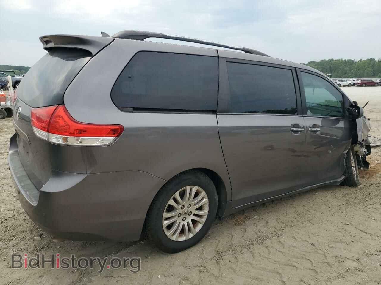 2011 TOYOTA All Models - VIN: 5TDYK3DC2BS158780 - Фото 3