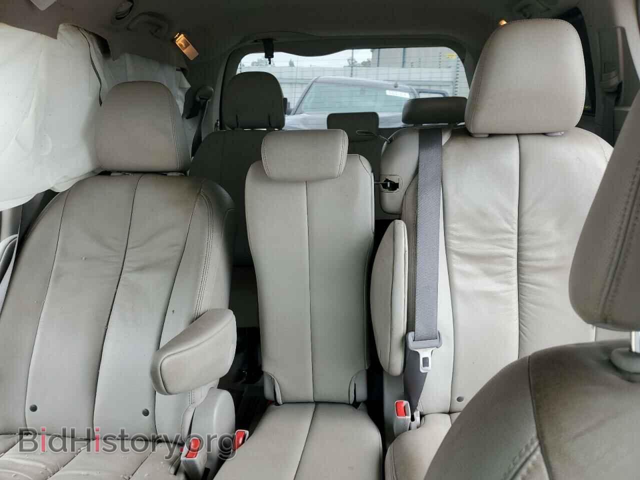 2011 TOYOTA All Models - VIN: 5TDYK3DC2BS158780 - Фото 10