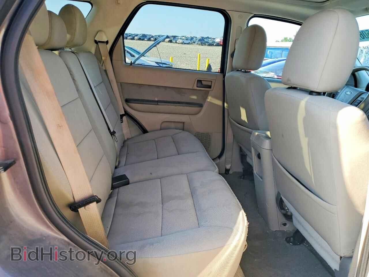 2010 FORD ESCAPE - VIN: 1FMCU0D77AKD09491 - Фото 11