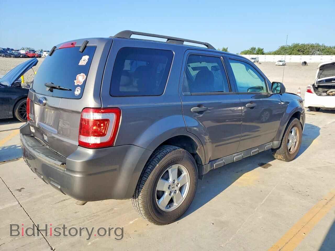 2010 FORD ESCAPE - VIN: 1FMCU0D77AKD09491 - Фото 3