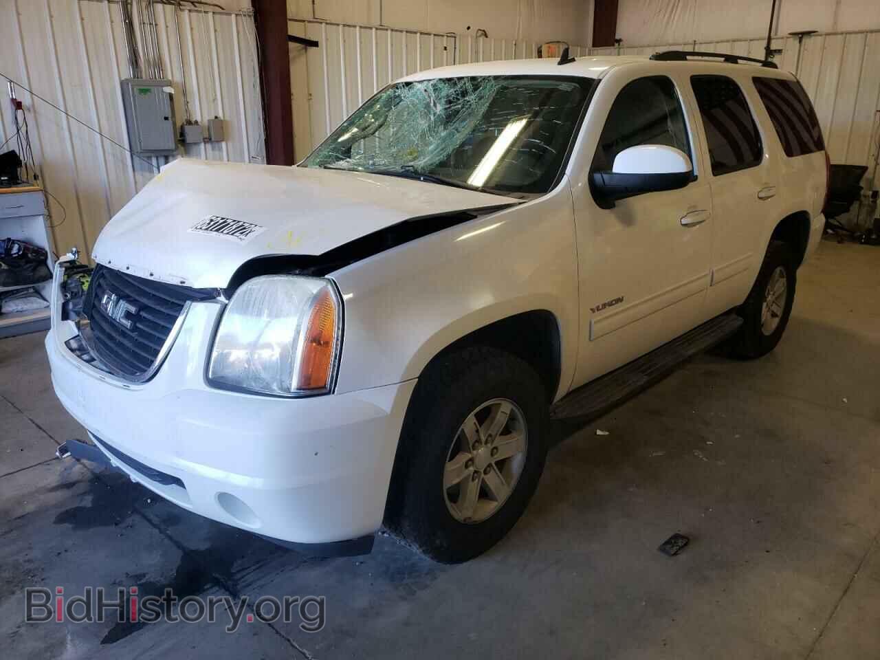 2012 GMC YUKON - VIN: 1GKS2AE00CR111699 - Фото 2