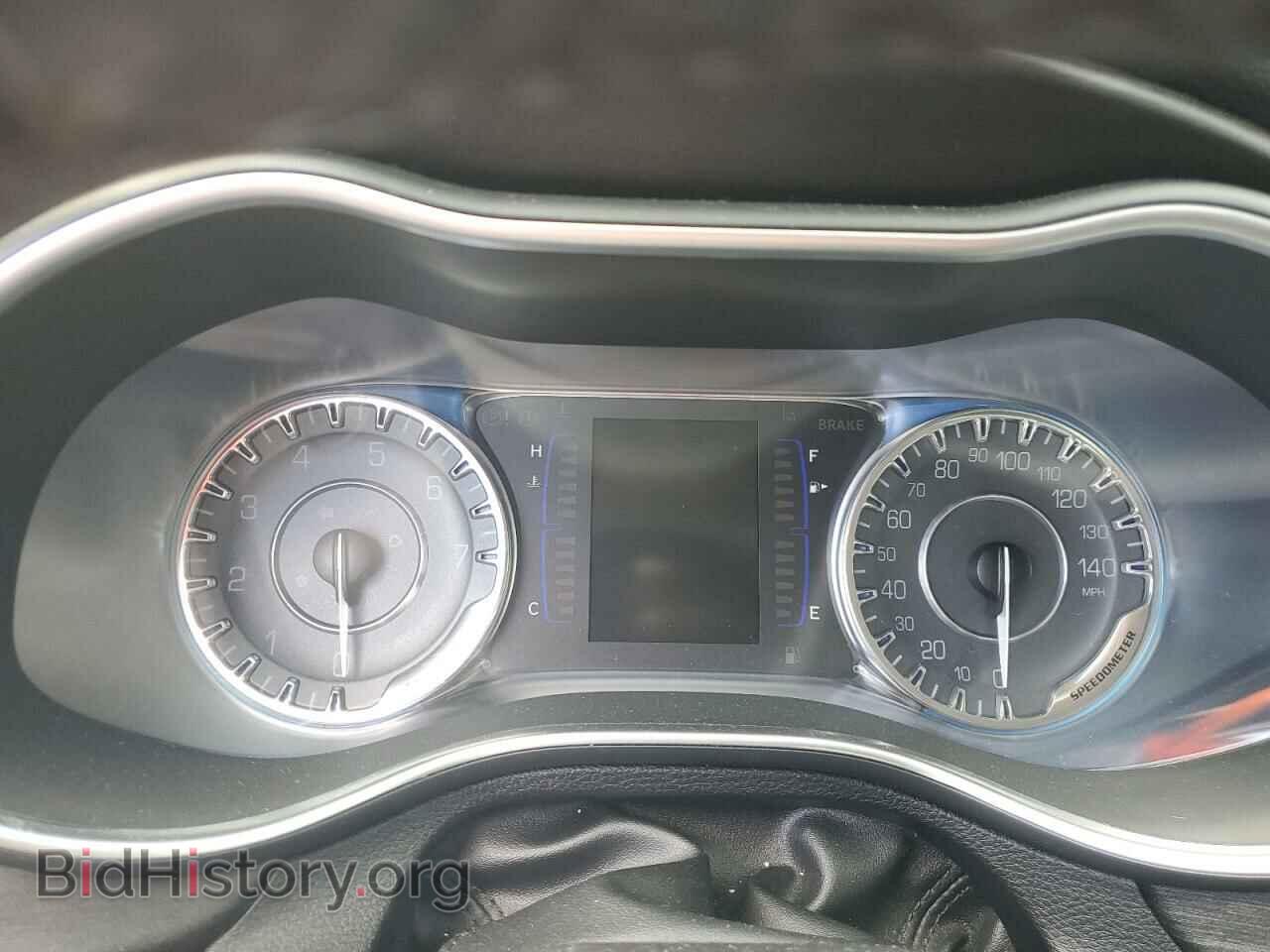 2017 CHRYSLER 200 - VIN: 1C3CCCAB8HN508709 - Фото 9