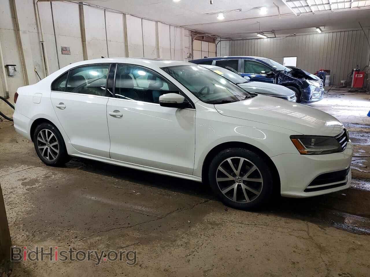 2017 VOLKSWAGEN JETTA - VIN: 3VWDB7AJ2HM295720 - Photo 4