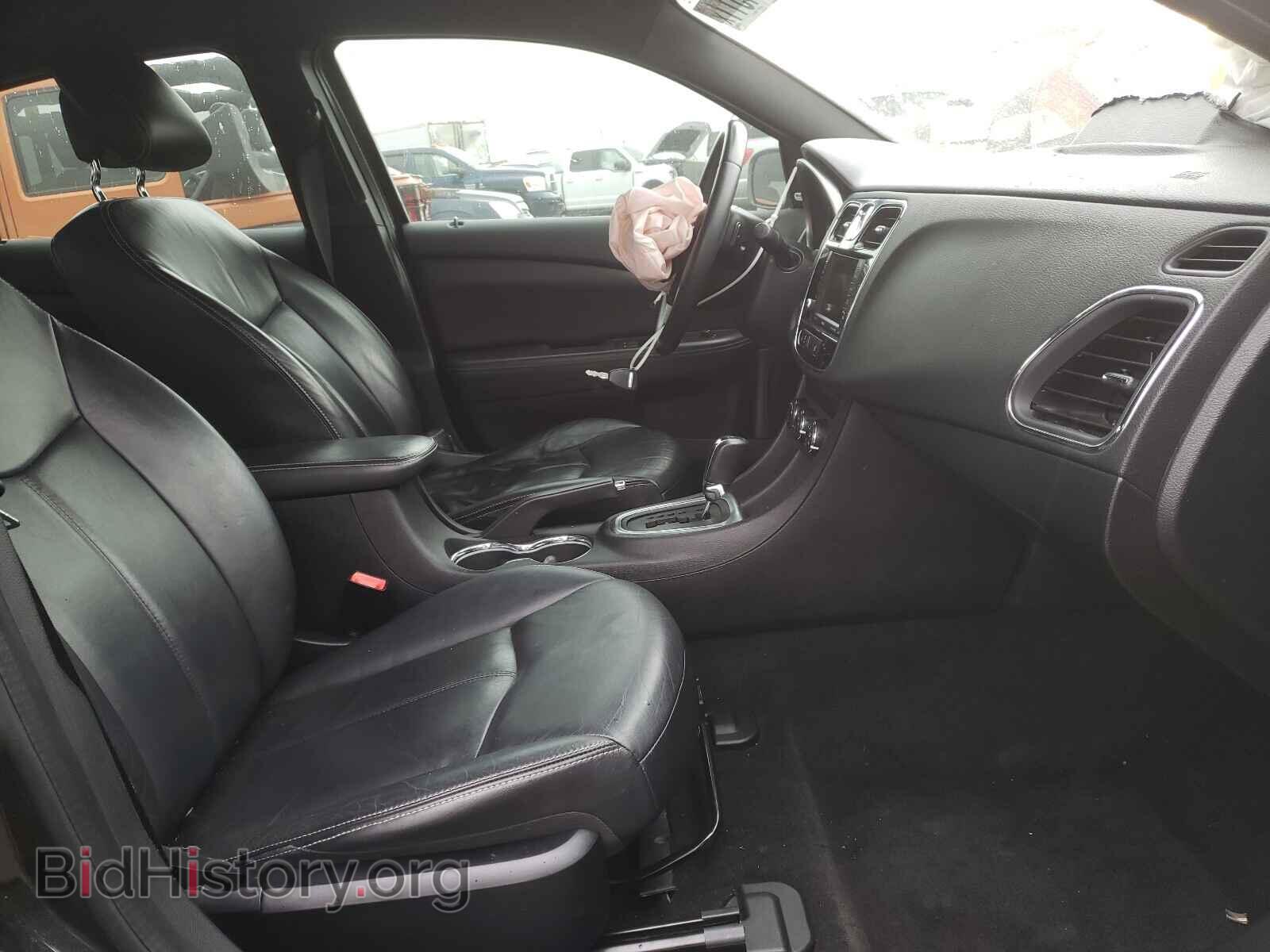2011 CHRYSLER 200 - VIN: 1C3BC2FG6BN518124 - Фото 5