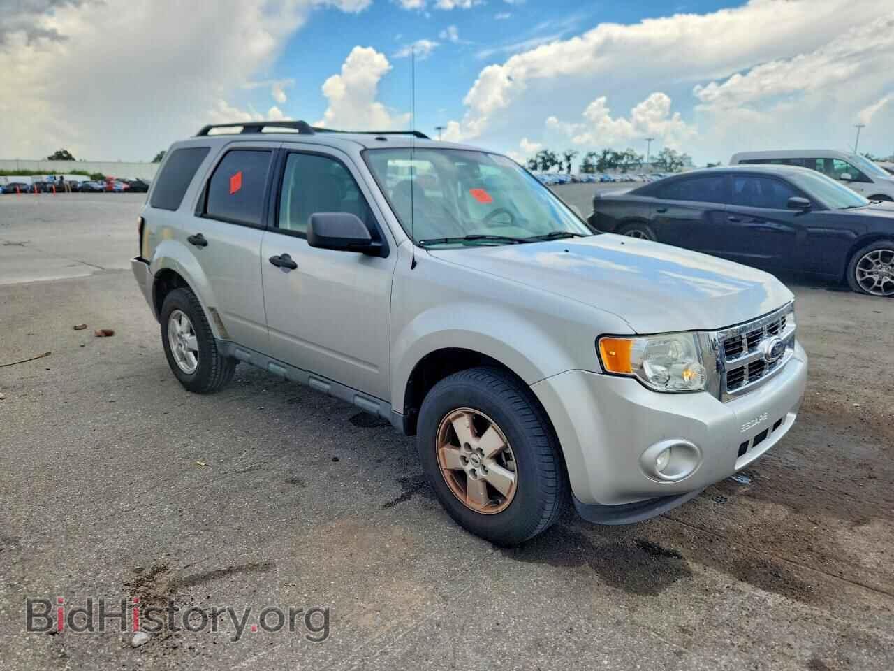 2010 FORD ESCAPE - VIN: 1FMCU0D75AKA87226 - Фото 4