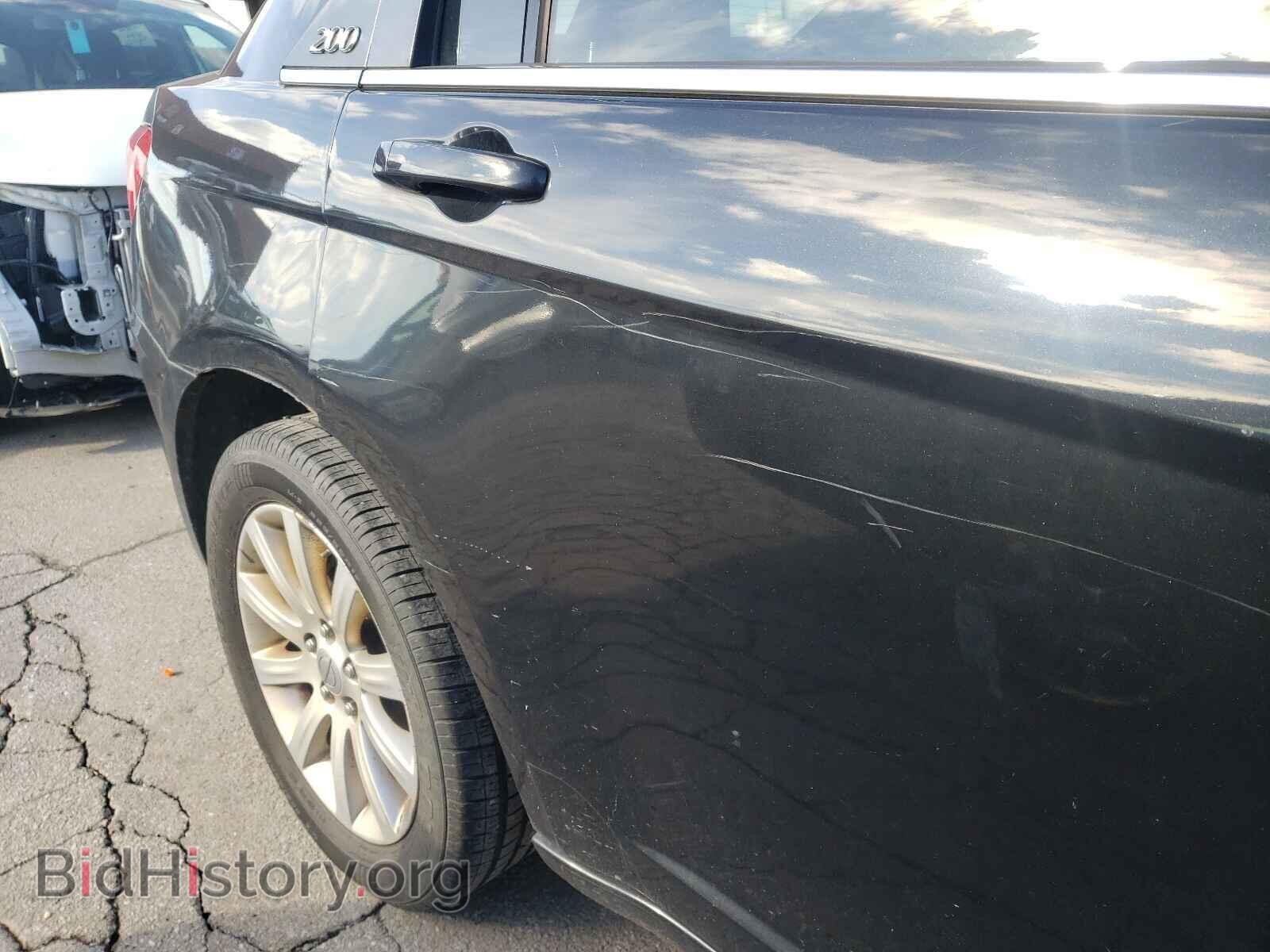 2011 CHRYSLER 200 - VIN: 1C3BC1FBXBN520747 - Фото 9