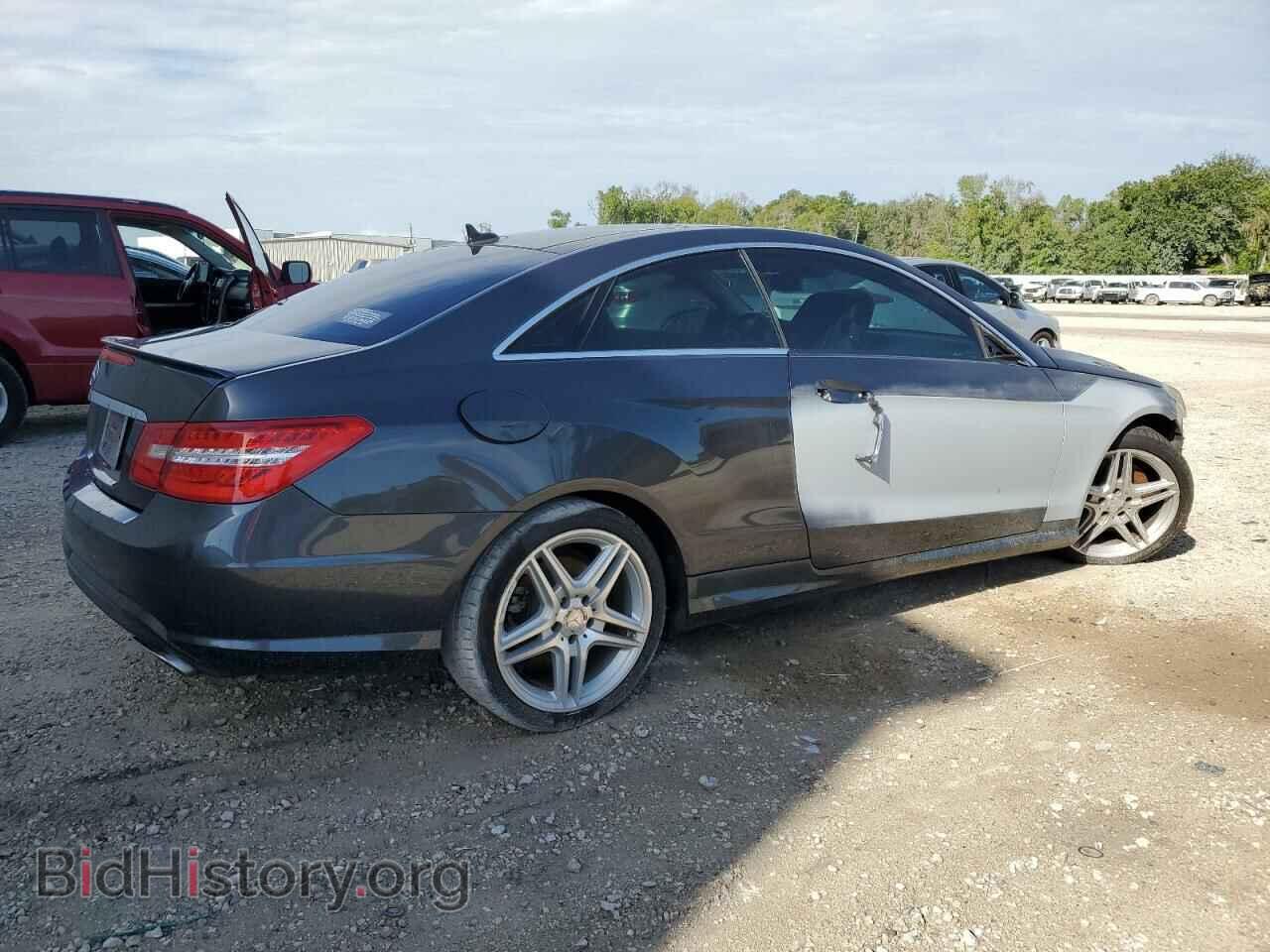 2011 MERCEDES-BENZ E-CLASS - VIN: WDDKJ7CBXBF070039 - Фото 3