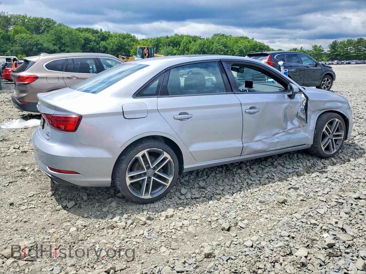 2018 AUDI A3 - VIN: WAUB8GFF4J1077677 - Фото 3