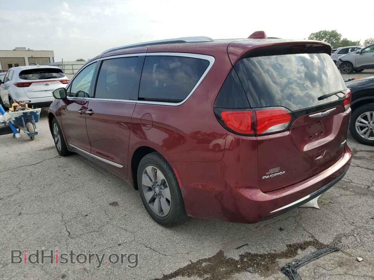 2018 CHRYSLER PACIFICA - VIN: 2C4RC1N73JR169561 - Фото 2