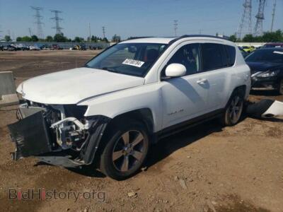 2017 Jeep COMPASS Latitude, белый — VIN 1C4NJDEB5HD101317, Copart