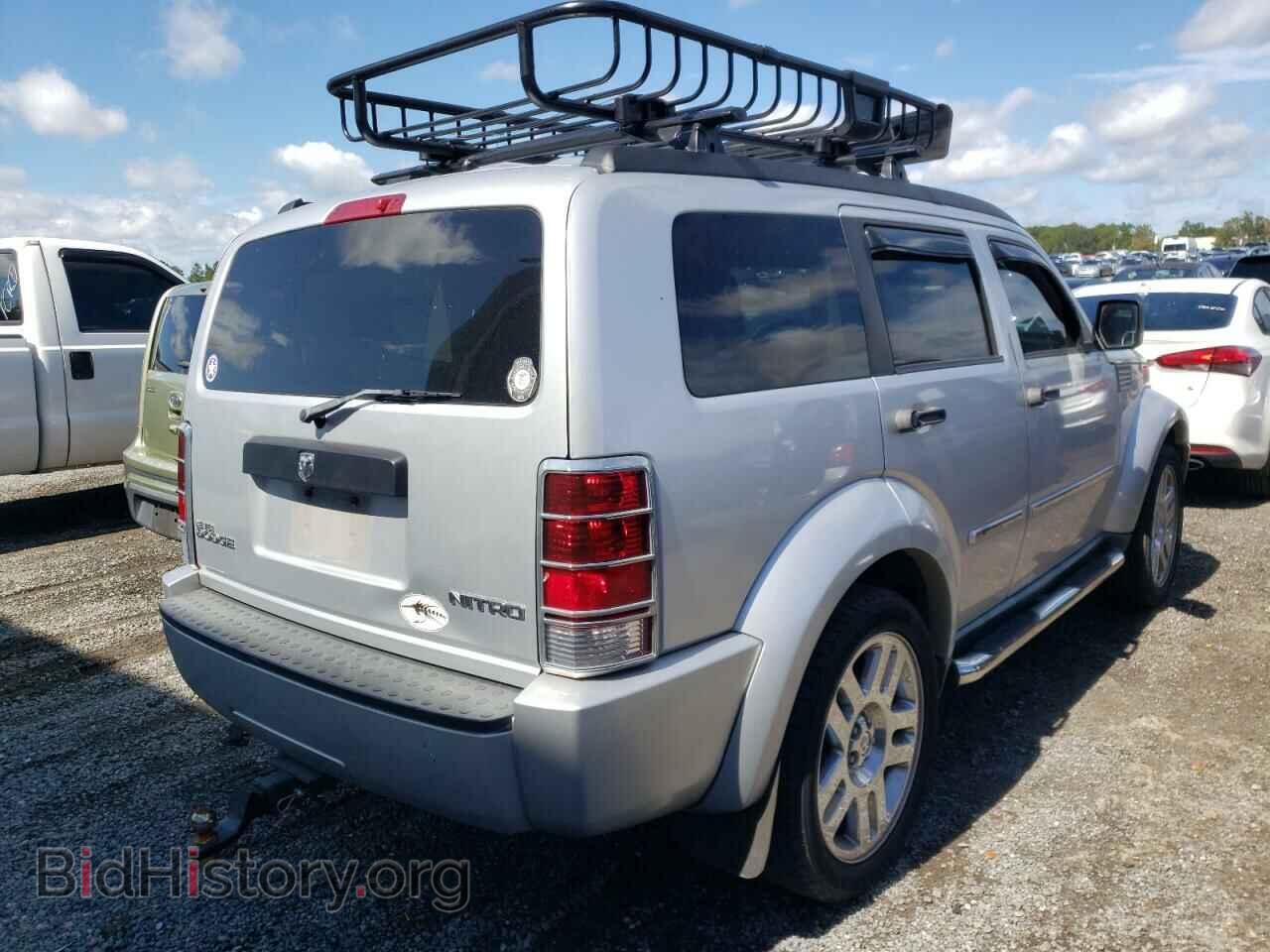 2011 DODGE NITRO - VIN: 1D4PT4GK7BW600683 - Photo 4