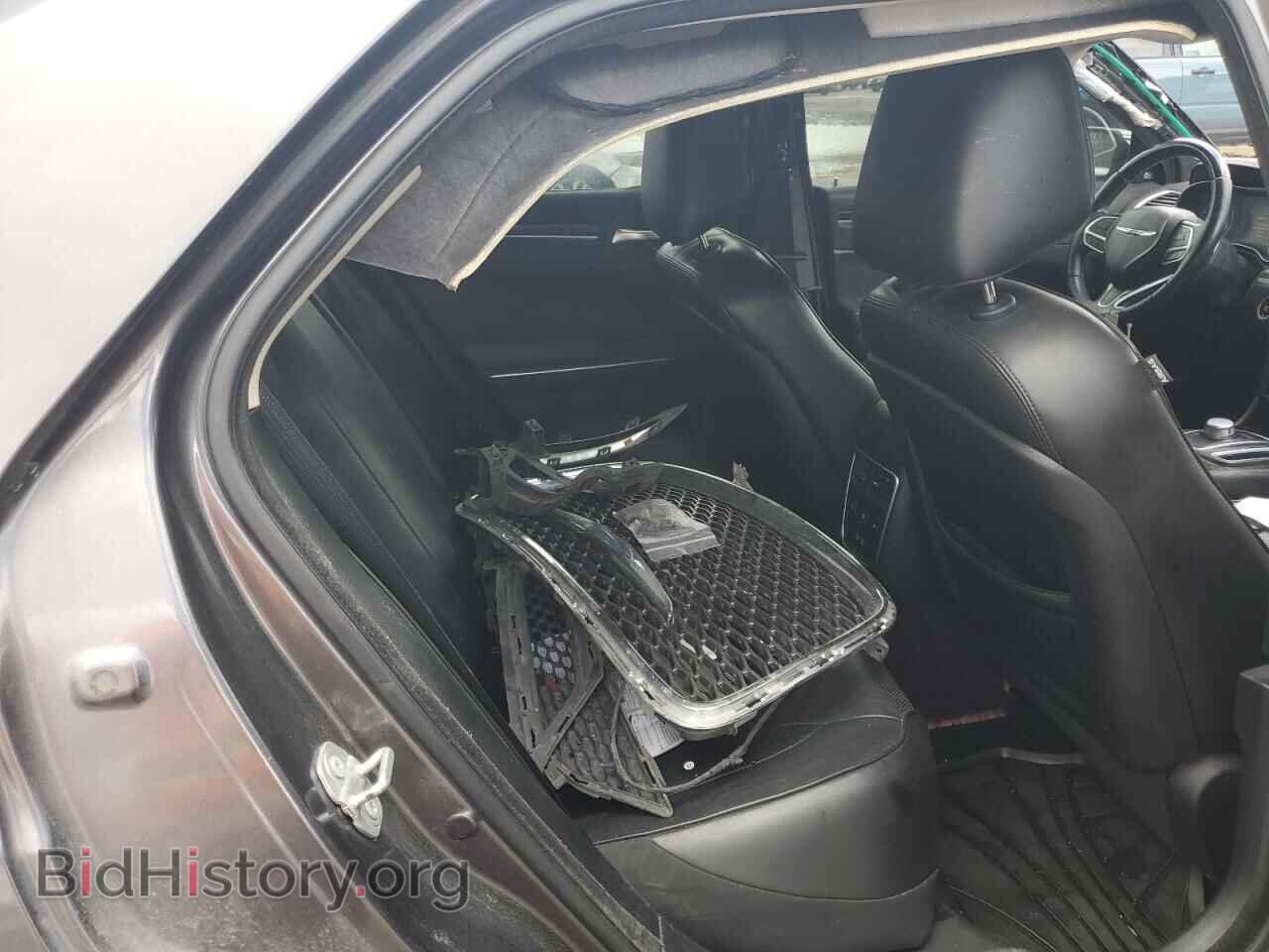 2017 CHRYSLER 300 - VIN: 2C3CCAEG1HH596599 - Фото 10