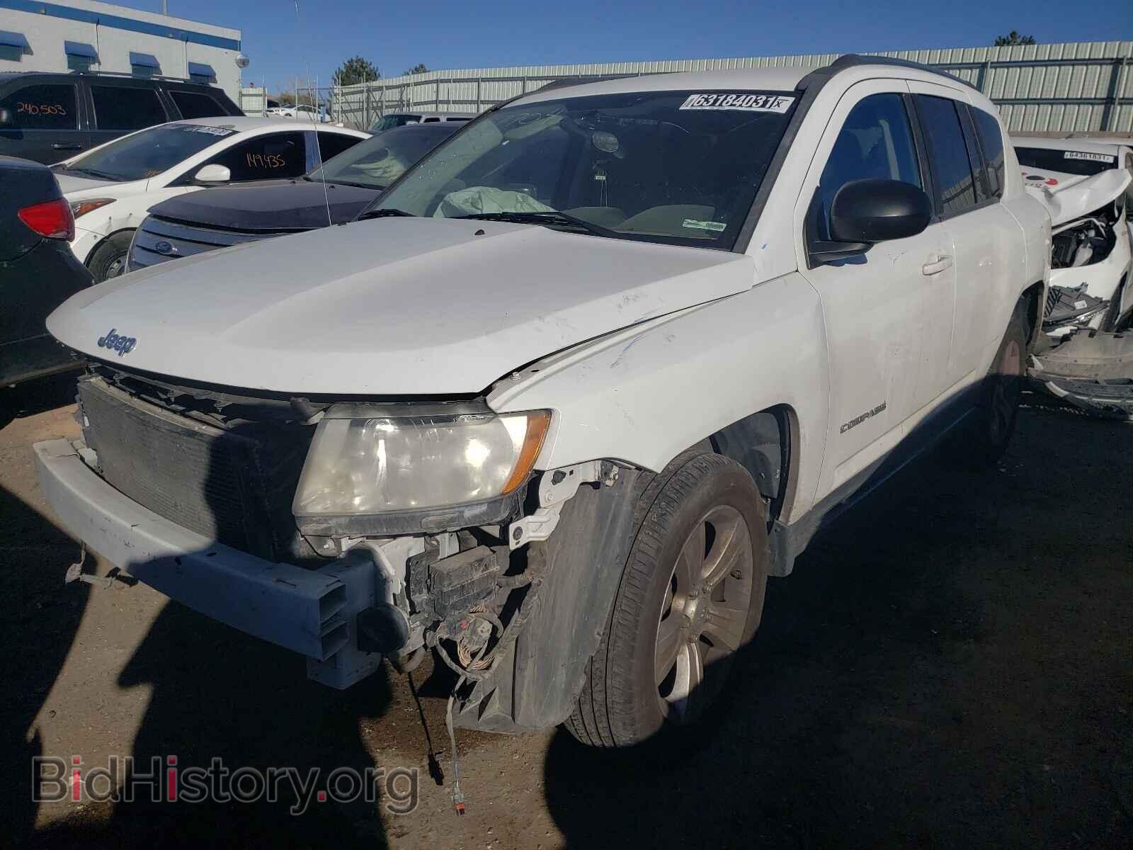 2012 JEEP COMPASS - VIN: 1C4NJDBB0CD567704 - Photo 2